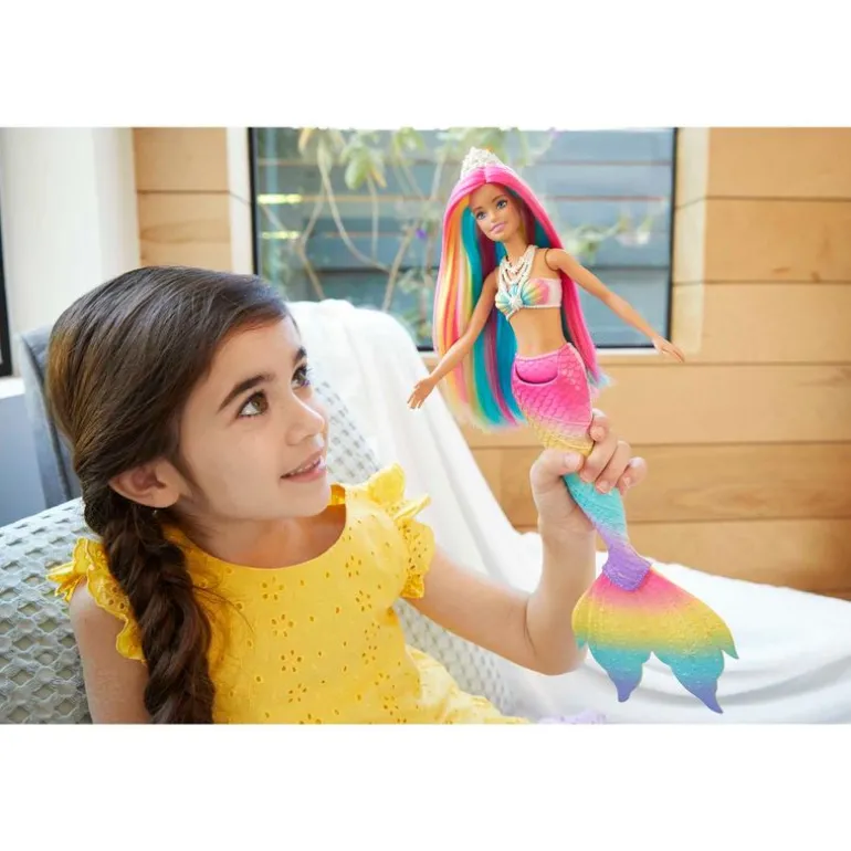 Barbie Dreamtopia Sirena Cambio de Color Agua GTF89