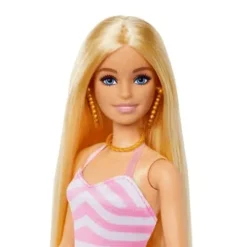 Barbie Fashion & Beauty Muñeca Día de Playa HPL73