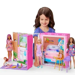 Barbie Glam Set Getaway House con 4 Áreas de Juego: Cocina, Baño, Dormitorio y TV Room