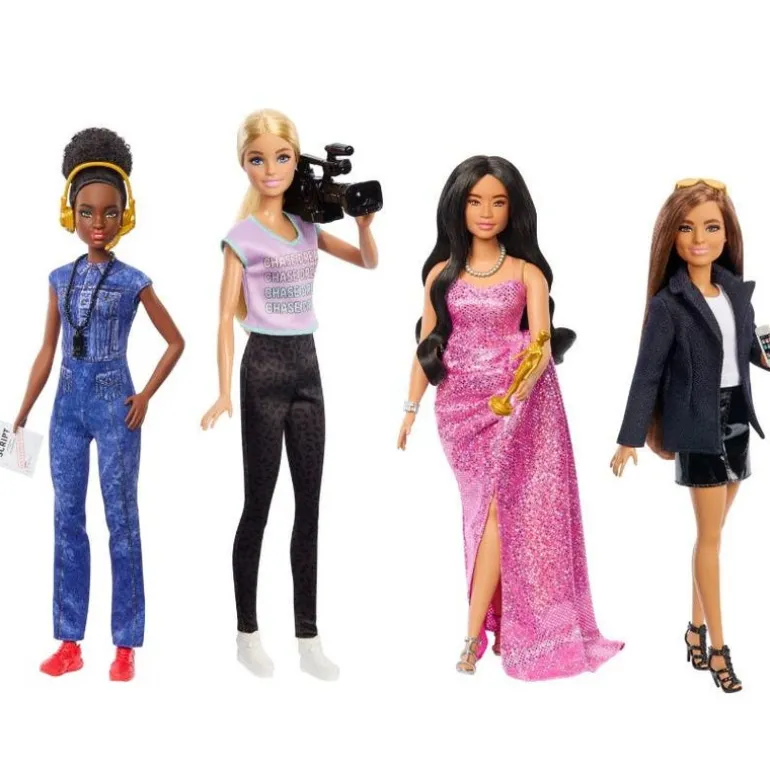 Barbie Profesiones Directora de Cine Set con 4 Muñecas