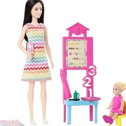 Barbie Profesiones Set Maestra Cabello Negro con Niña JCR71