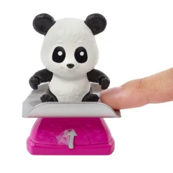 Barbie Set de Juegos Cuidadora de Pandas, Incluye 2 Pandas Bebés