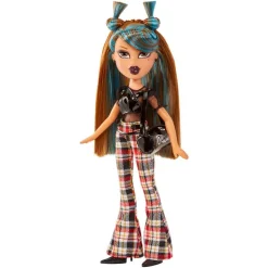 Bratz Fashion Doll Pretty 'N' Punk Doll-Yasmin