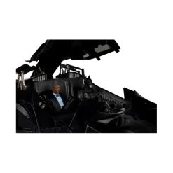DC McFarlane Batimovil The Dark Knightt Lucius Fox