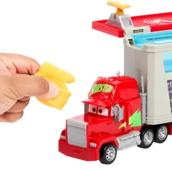 Disney Pixar Cars Set Trailer Mack Color Changers