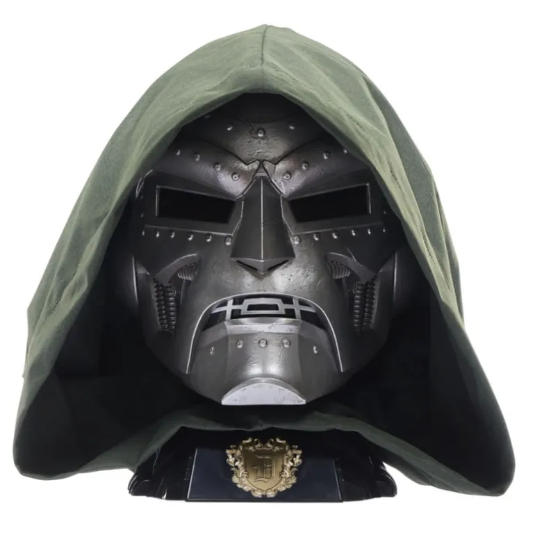 Hasbro Marvel Legends Máscara Doctor Doom