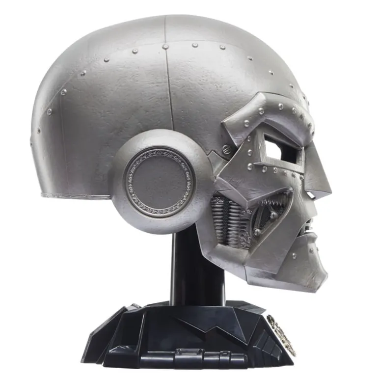 Hasbro Marvel Legends Máscara Doctor Doom