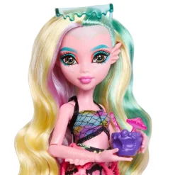 Monster High Fashion Doll Lagoona Blue con Set de Bocadillos Isla del Terror