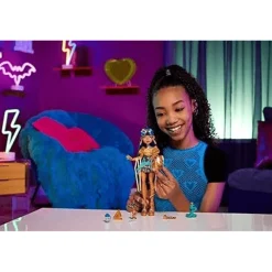 Monster High Muñeca Cleo Nuevo Look para niñas HPD53