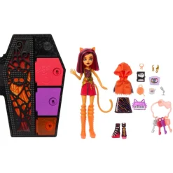 Monster High Secret Sustos Neon Fashion Doll Toralei