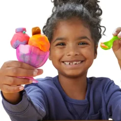 Play-Doh Set de Juegos Heladería con Maquina de Helados Accesorios y 5 Latas