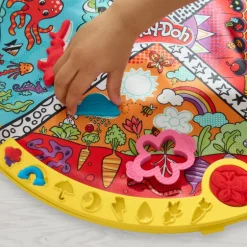 Play-Doh Set de Juegos Para Viajes con Accesorios y 4 Latas